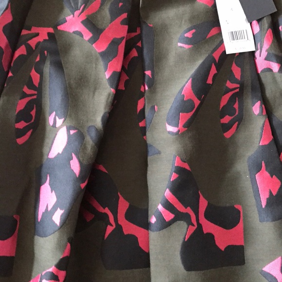 NWT Banana Republic flora land khaki skirt - Picture 7 of 8